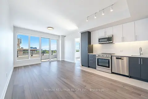 2525 Bathurst Street 804