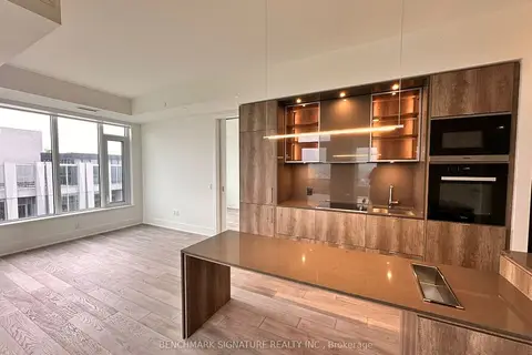 11 Yorkville Avenue 5504