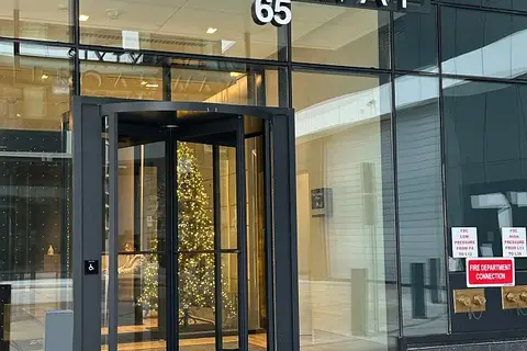 65 Broadway Avenue