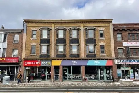 600 Bloor Street W 3