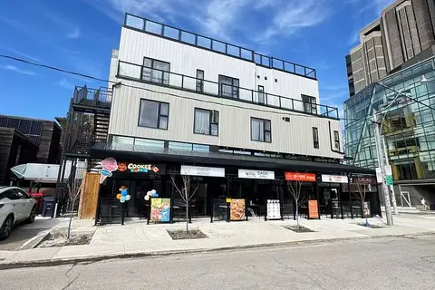 364 Huron Street 205