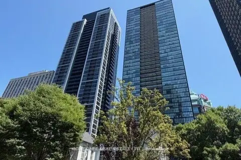 28 Ted Rogers Way 2108