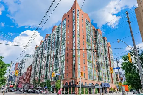 801 King Street W 902