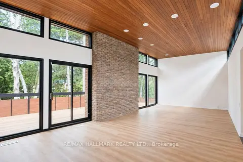 16 Royal Oak Drive