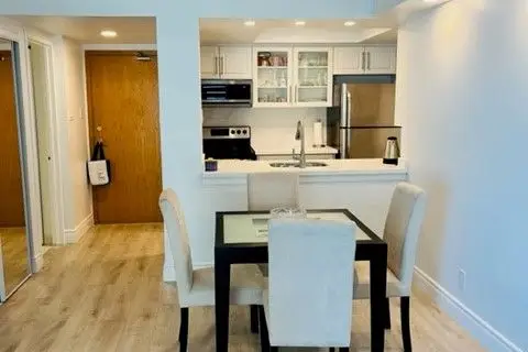 77 Harbour Square 2804