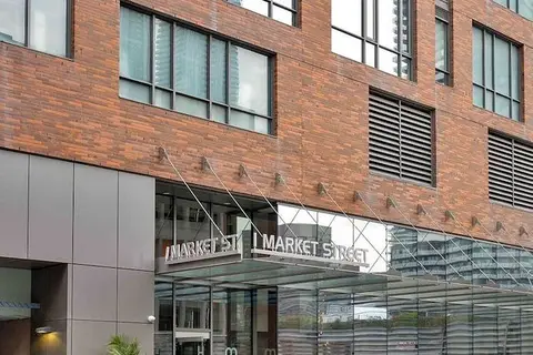 1 Market Street 2405