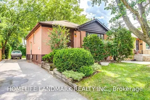29 Nipigon Avenue