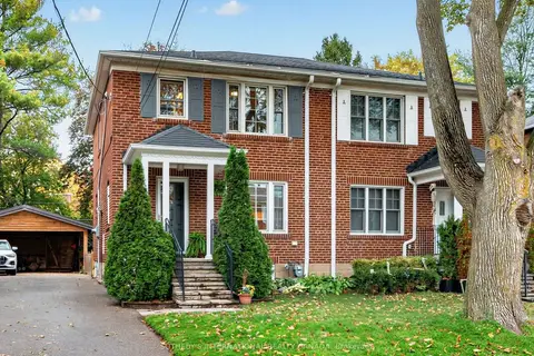 22 Thursfield Crescent