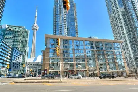 9 Spadina Avenue 706