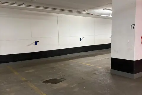 334 Adelaide Street W Parking P2-17