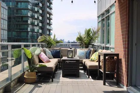 50 Lynn Williams Street 1004