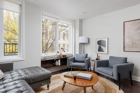 140 Bathurst Street TH06