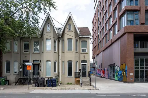 530 Richmond Street W