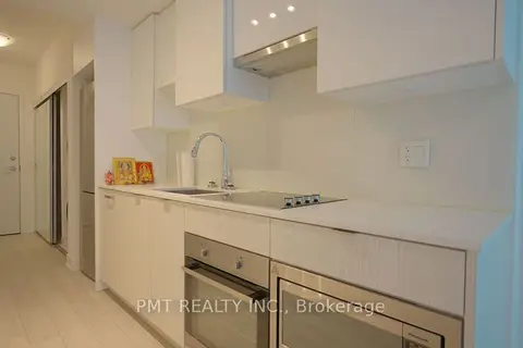 99 Broadway Avenue 1708