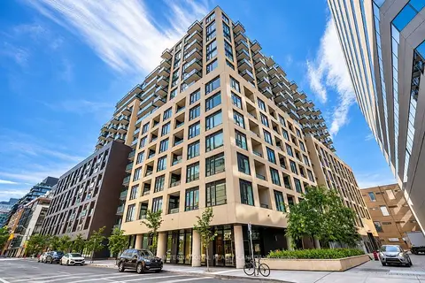 543 Richmond Street W 1008