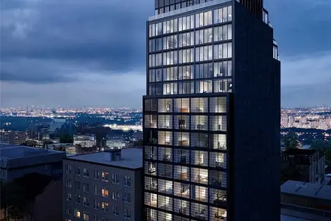 458 Richmond Street W 1006