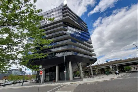 21 Lawren Harris Square 614