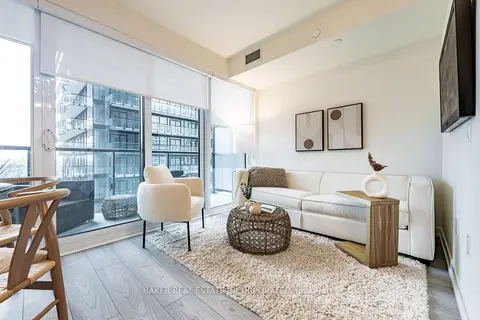 223 Redpath Avenue 1112