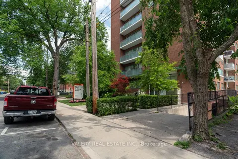 161 St. George Street 403
