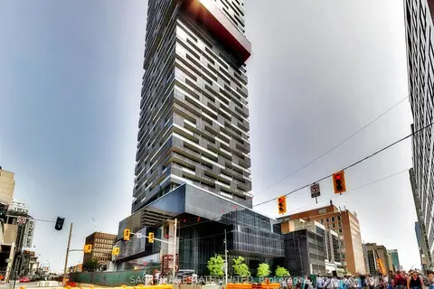8 Eglinton Avenue E 5012
