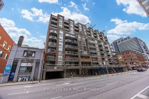 330 Adelaide Street E 209
