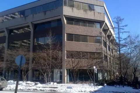 250 Merton Street 202