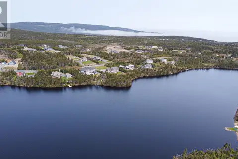 16-18 Mountain Crescent