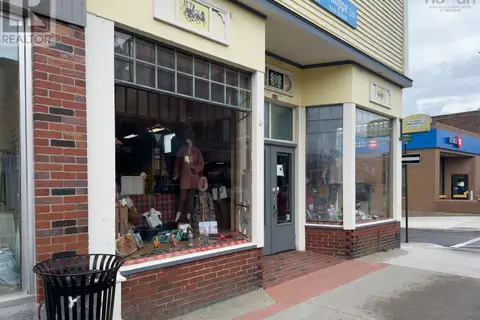 352 Main Street