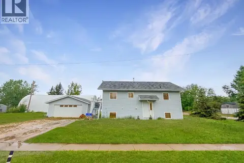 26, 1st Avenue SW