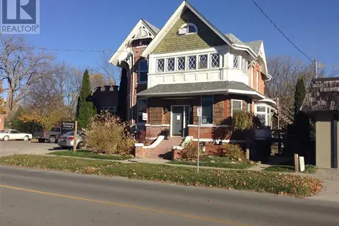 154 Thames STREET