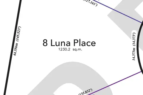 8 Luna Place