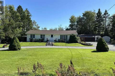 61 Franklin Drive