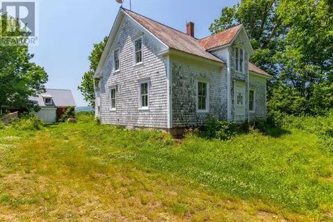 645 Leonard Road