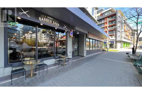 1711 MANITOBA STREET