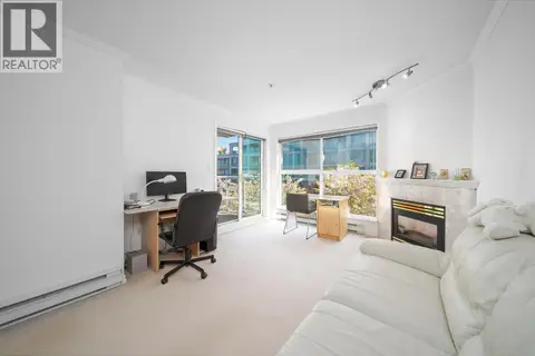 311 5880 DOVER CRESCENT
