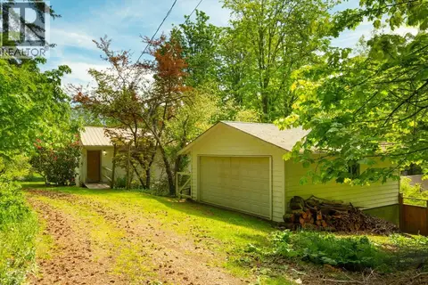 508 COLLINS ROAD