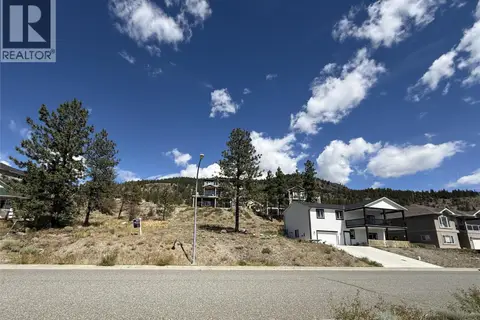 2725 GRANDVIEW Heights