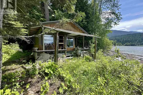 DL 5192 EAST ARM QUESNEL LAKE
