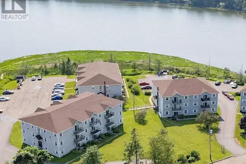 106 6-22 Waterview Heights