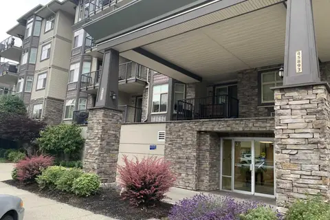 407 45893 CHESTERFIELD AVENUE, Chilliwack Downtown