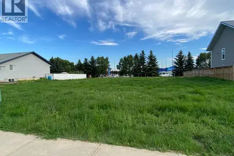 89 Upland Boulevard W