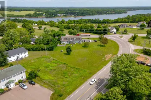 Lot Douses Road