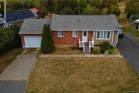 3240 Rue Brideau