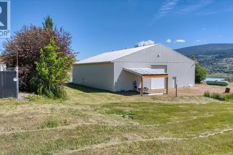 6924 / 6926 Old Kamloops Road