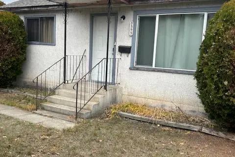 3595 Lakeshore Road
