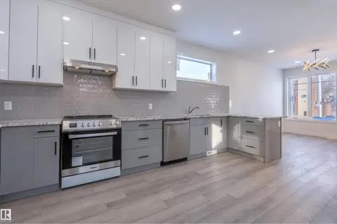 10446 142 ST NW