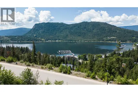 262 Bayview Drive