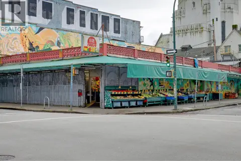 300 POWELL STREET