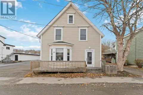 19 Birch Street