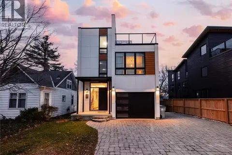 26 HURON Street